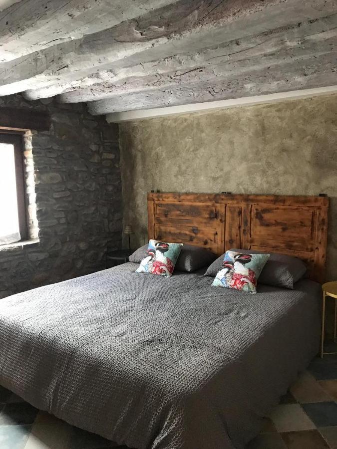 Apartamento El Fenal De Turmo Casa Rural "El Capricho De Nieves" Laspuña Екстериор снимка